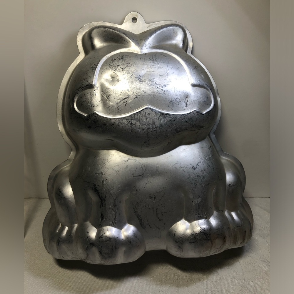 Vintage Wilton Garfield Cake Pan